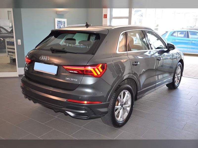 Audi Q3 35TFSI S-Line Ad.Temp LED AC - fotka 6 z 16