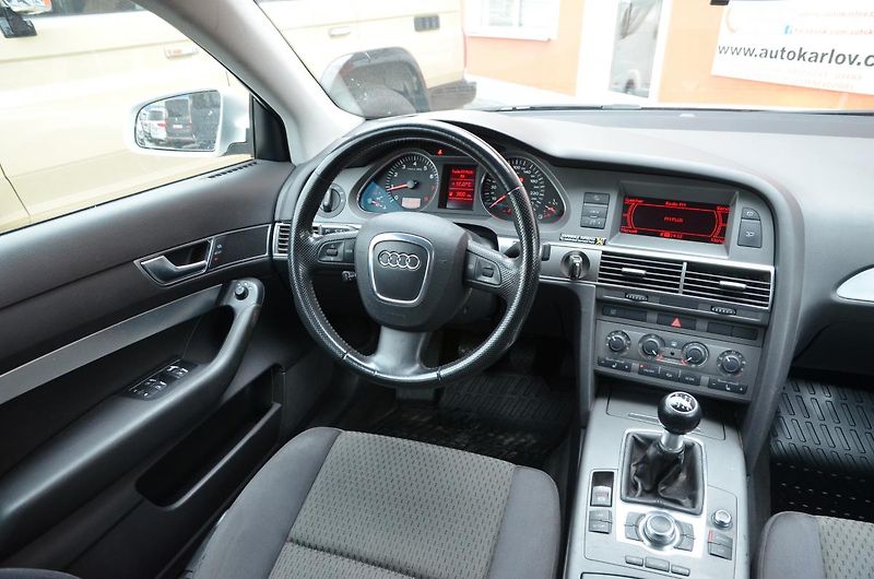 Audi A6 (2005) Avant 2.4i V6 130kW  - fotka 18 z 28