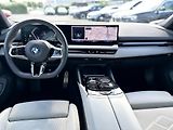 BMW Řada 5 520d xDrive M-Sport Pro Venti - náhled 11