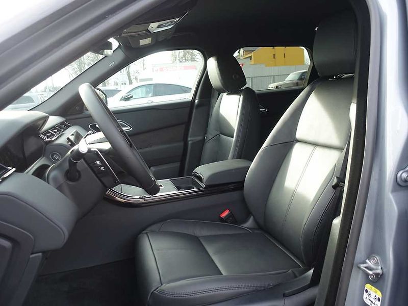 Land Rover Range Rover Velar 3,0 Dynamic SE D300 4x4 aut. - fotka 9 z 38