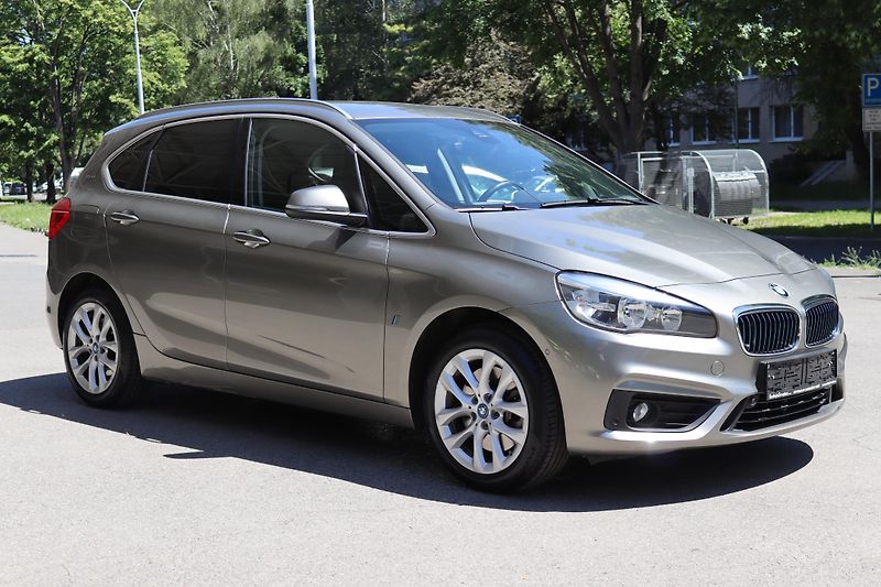 BMW Řada 2 225xe iPERFORMANCE F45 165kW - fotka 7 z 50
