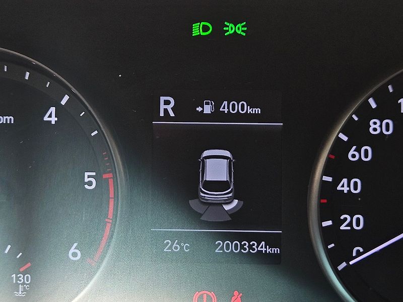 Hyundai i30 1,6 CRDi DPH Trikolor Comfort - fotka 22 z 36