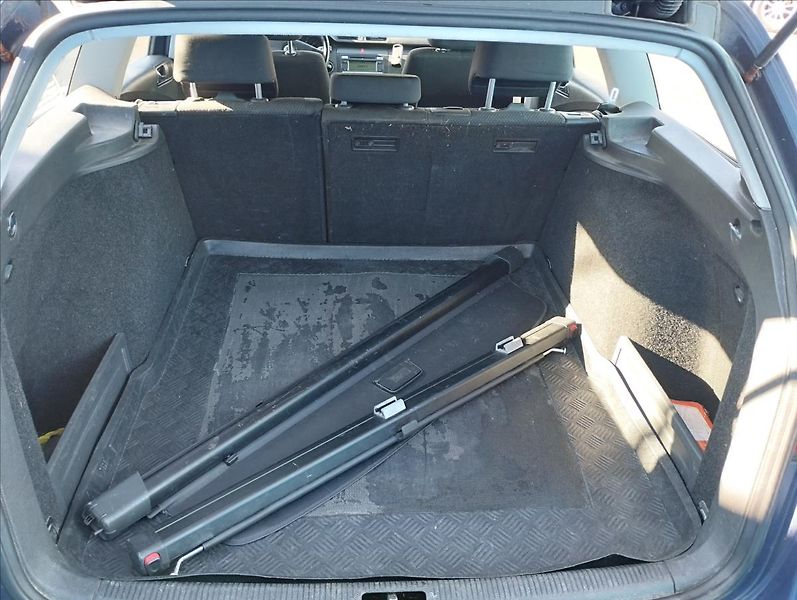 Volkswagen Passat 2,0 TDi 103KW - fotka 15 z 15