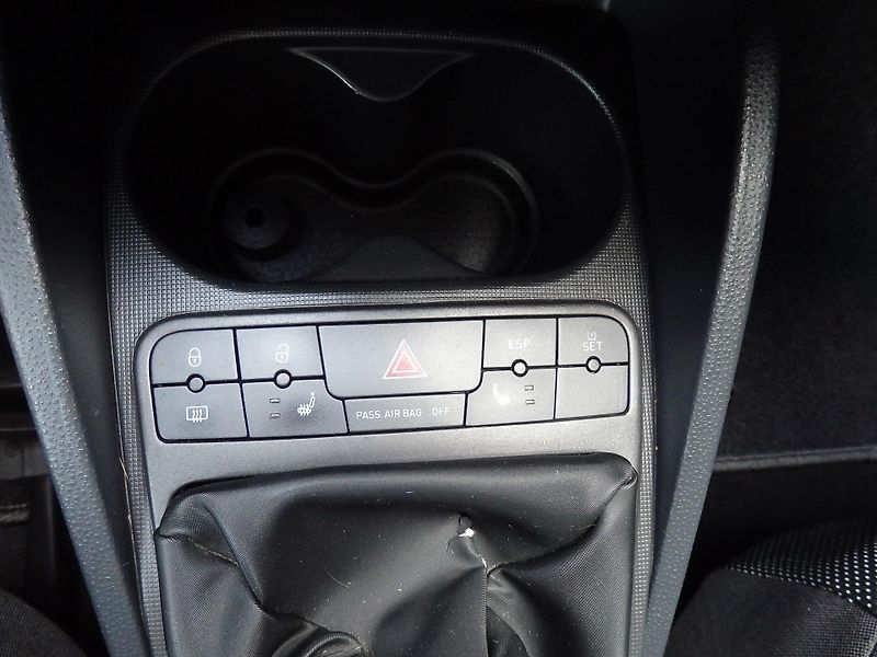 Seat Ibiza 1.4 16V ZÁLOHOVÁNO - fotka 16 z 17
