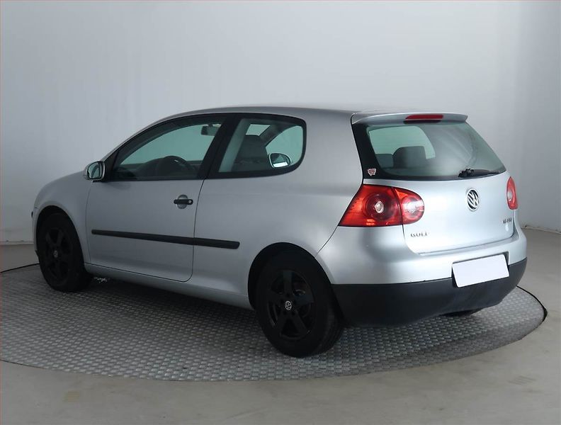 Volkswagen Golf (2004) 1.6 FSI, po STK - fotka 4 z 15