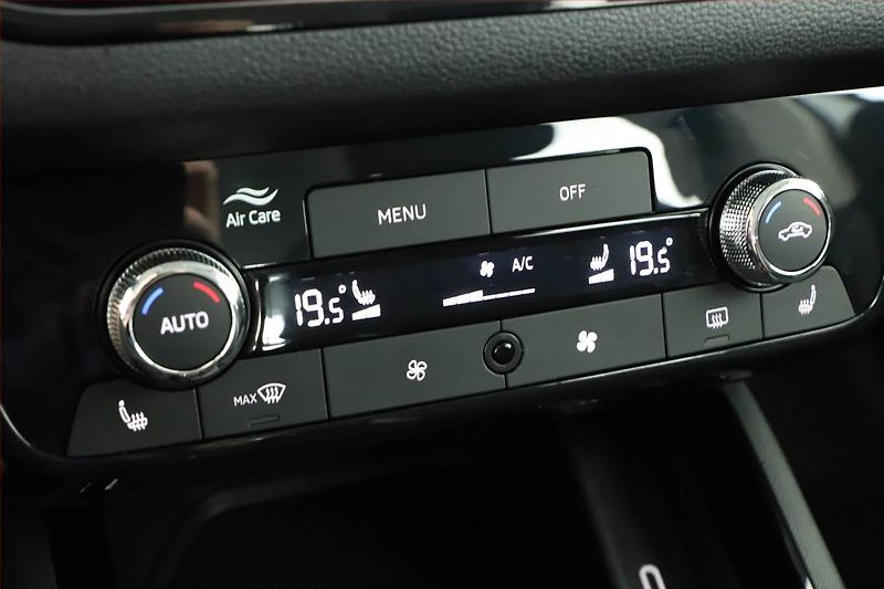 Škoda Kamiq (2026) Selection 1.0 TSI - fotka 10 z 15