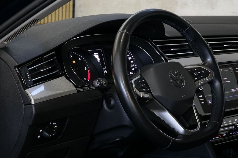 Volkswagen Passat 2.0TDI 110kW DSG ACC Kam Tažné - fotka 15 z 30