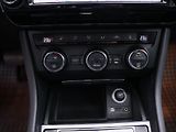 Škoda Superb 2,0 TDI 140kW DSG Style Plus - náhled 26