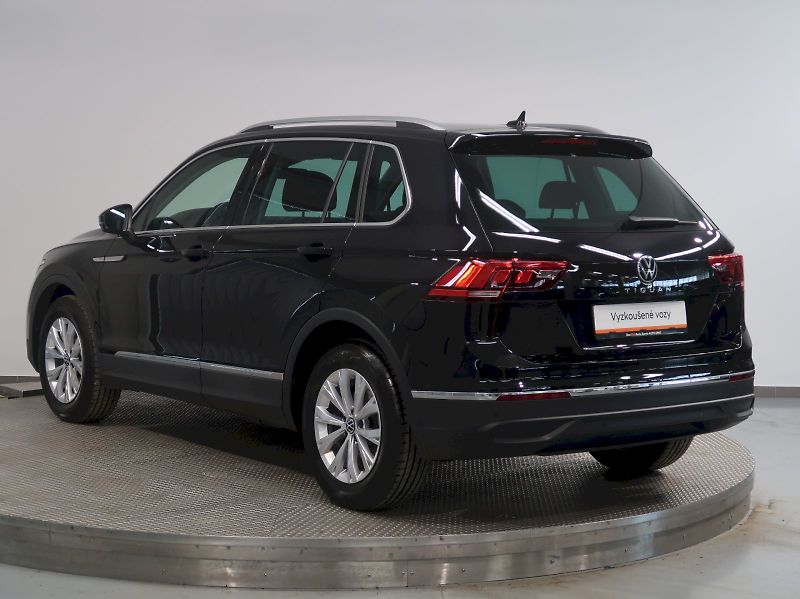 Volkswagen Tiguan (2023) LIFE 1.5TSI 110KW DSG - fotka 7 z 35