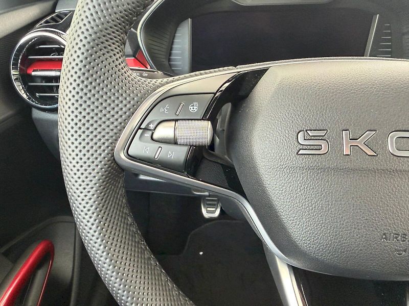 Škoda Fabia (2025) Monte Carlo 1.0 TSI / 85 kW M6 - fotka 10 z 25