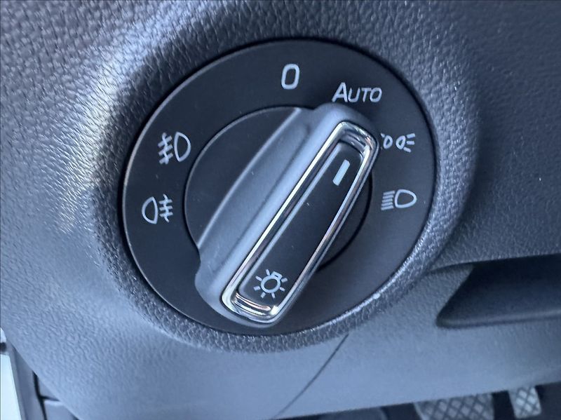 Škoda Karoq 1,5 TSI STYLE DPH 1maj původČR - fotka 23 z 50