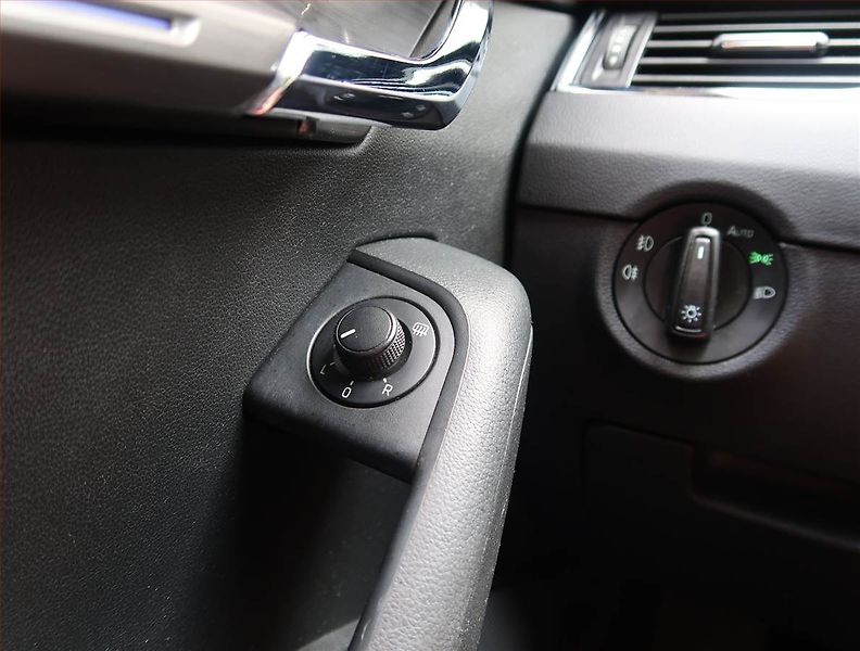 Škoda Octavia (2019) Style 1.5 TSI - fotka 17 z 20