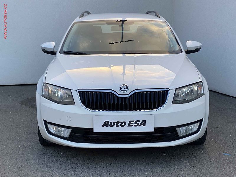 Škoda Octavia (2015) 1.6TDi, ČR, Ambition, +kola - fotka 2 z 15