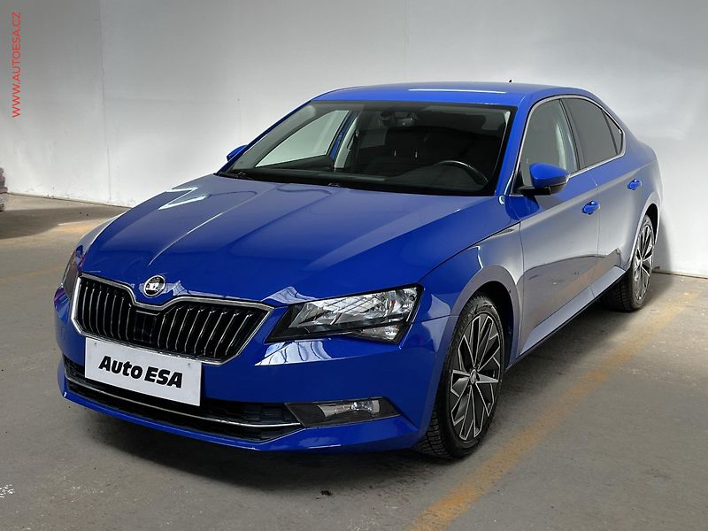 Škoda Superb (2019) 1.5TSI, Ambition, DSG - fotka 3 z 15