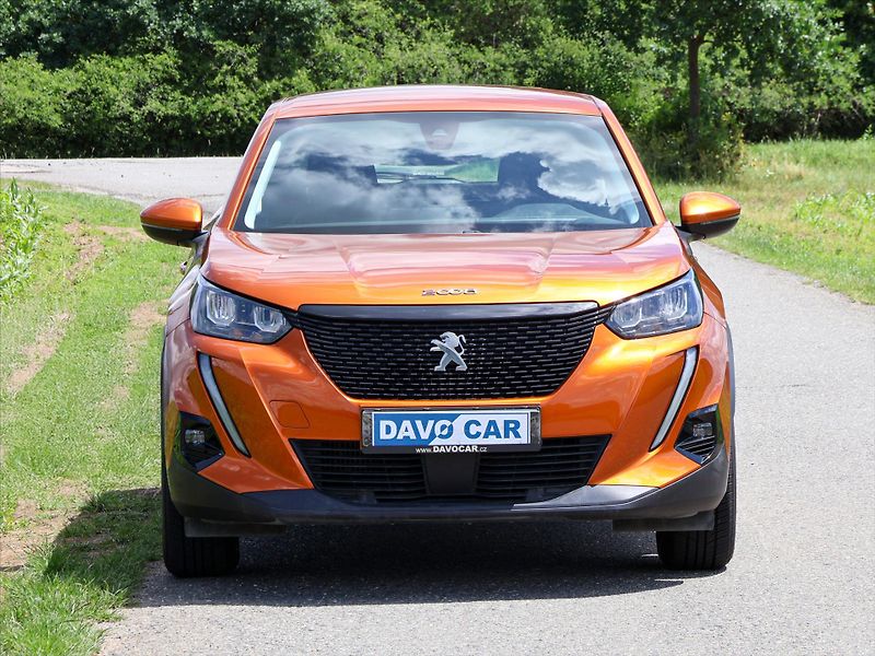 Peugeot 2008 1,2 PT 74kW CZ Klima ACTIVE - fotka 2 z 34