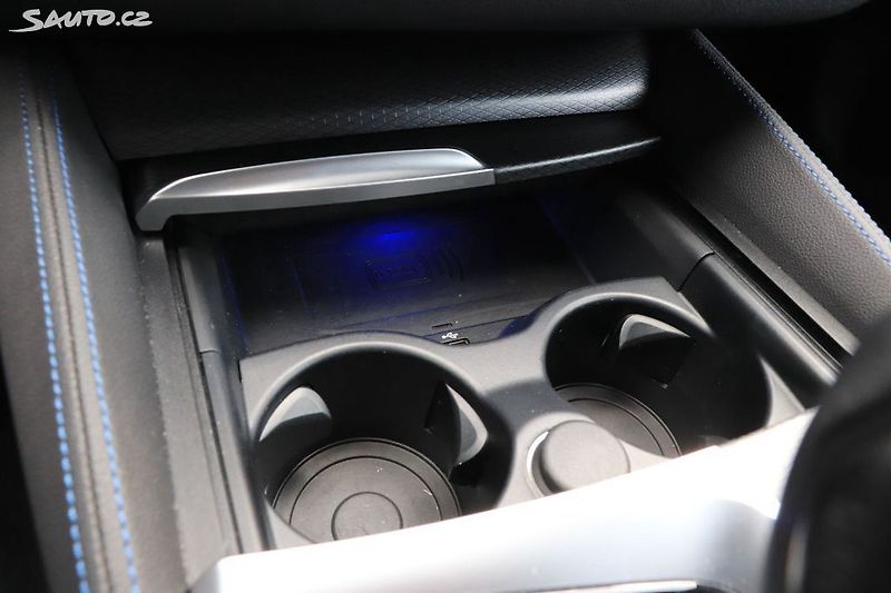 BMW Řada 5 xDrive*tažné*HUD*nez. topení - fotka 11 z 15