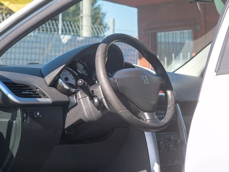 Peugeot 207 (2012) ČR 1.4i LPG – BOMBA DO 2033 - fotka 10 z 41