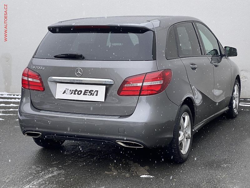 Mercedes-Benz Třídy B (2017) 2.2 CDi B200 d, ČR, AT, LED - fotka 4 z 17