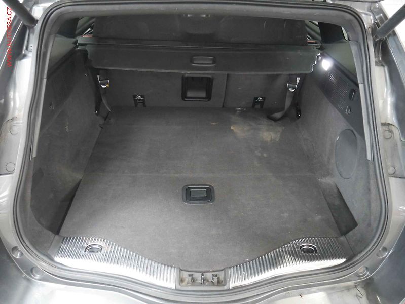Ford Mondeo (2019) 2.0TDCi, AT, navi, LED - fotka 7 z 23