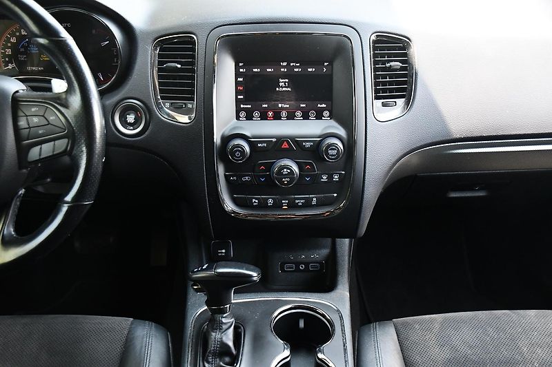 Dodge Durango 3.6L V6 7.MÍST - fotka 25 z 55