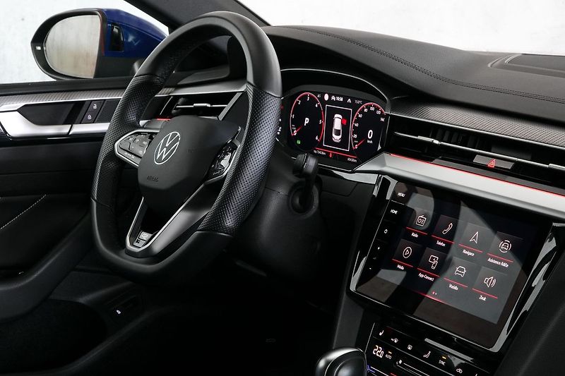 Volkswagen Arteon 2.0TDI 147kW 4x4 R-Line IQ Web - fotka 16 z 38