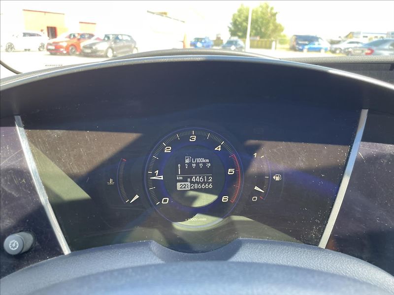 Honda Civic 2,2 CTDi*103kW*+ Al kola 17 l - fotka 11 z 35