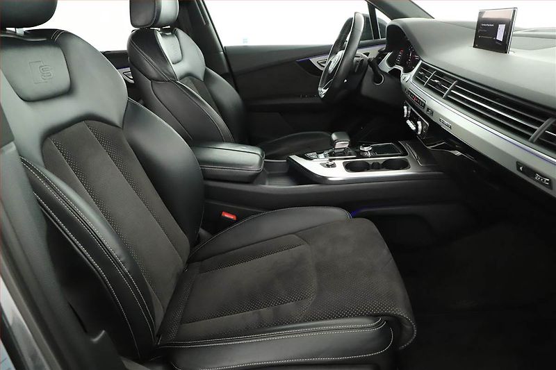 Audi Q7 (2019) S-Line 50 TDI - fotka 7 z 21