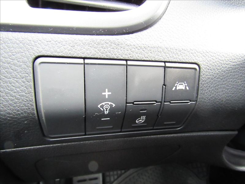 Hyundai i30 1,6 Turbo 137kW - fotka 25 z 35