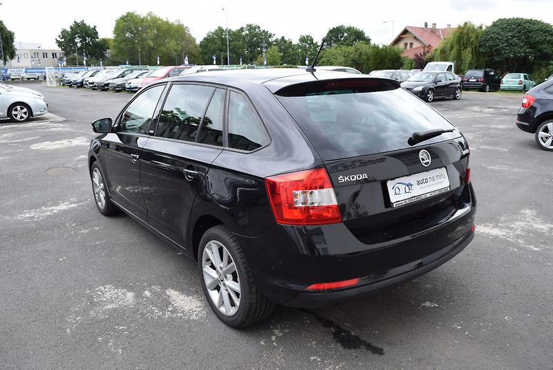 Škoda Rapid (2016) 1.2TSI 81kw ED. JOY XEN TAŽNÉ - fotka 11 z 45