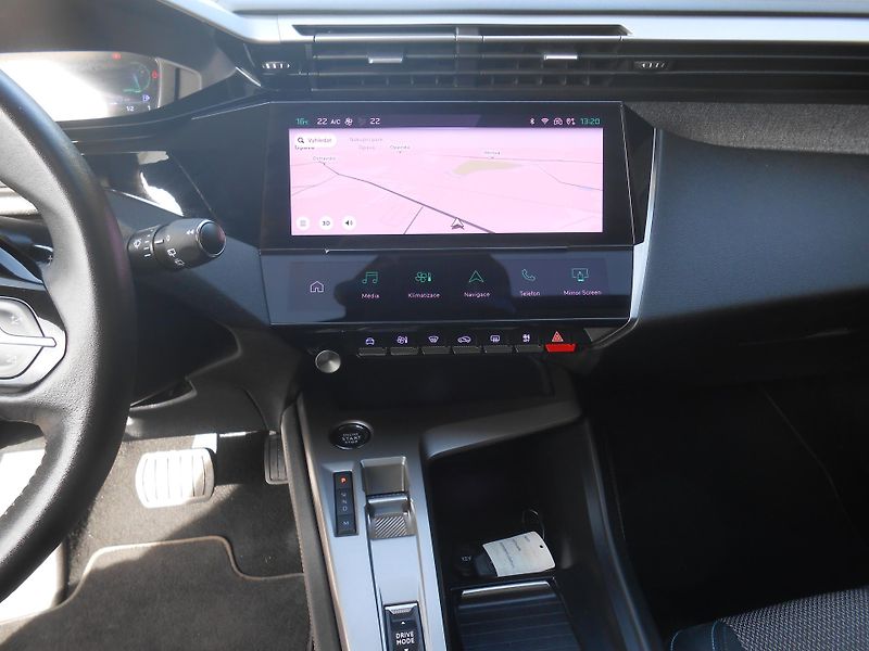 Peugeot 308 allure,led,automat,44tkm - fotka 35 z 41