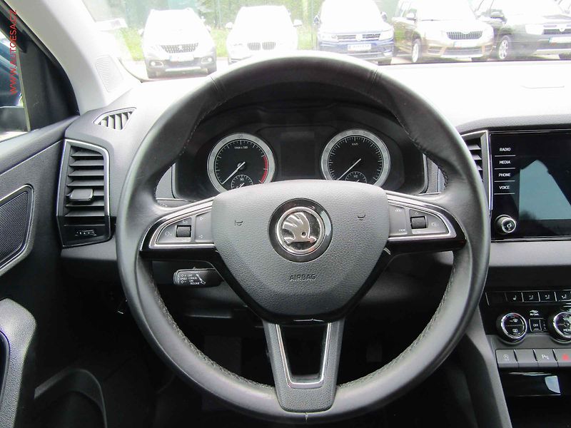 Škoda Karoq (2020) 1.5 TSi, 2.maj, LED, navi - fotka 14 z 18
