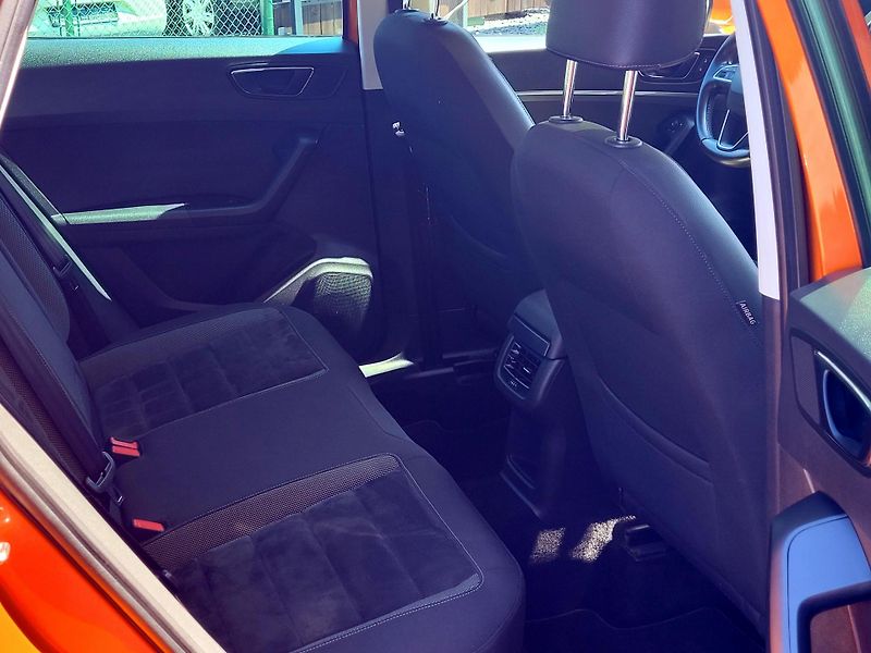 Seat Ateca TDi STYLE CEBIA,kamera,LED    - fotka 21 z 44