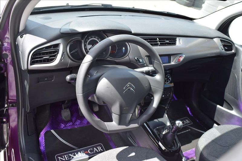 Citroën C3 1,2 i 60KW NÍZKÉ KM ALU PO STK - fotka 15 z 42