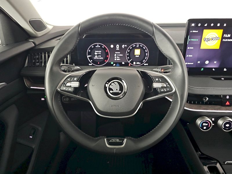 Škoda Superb (2024) COMBI 2.0TDI 142kW DSG 4x4 LAU - fotka 5 z 27