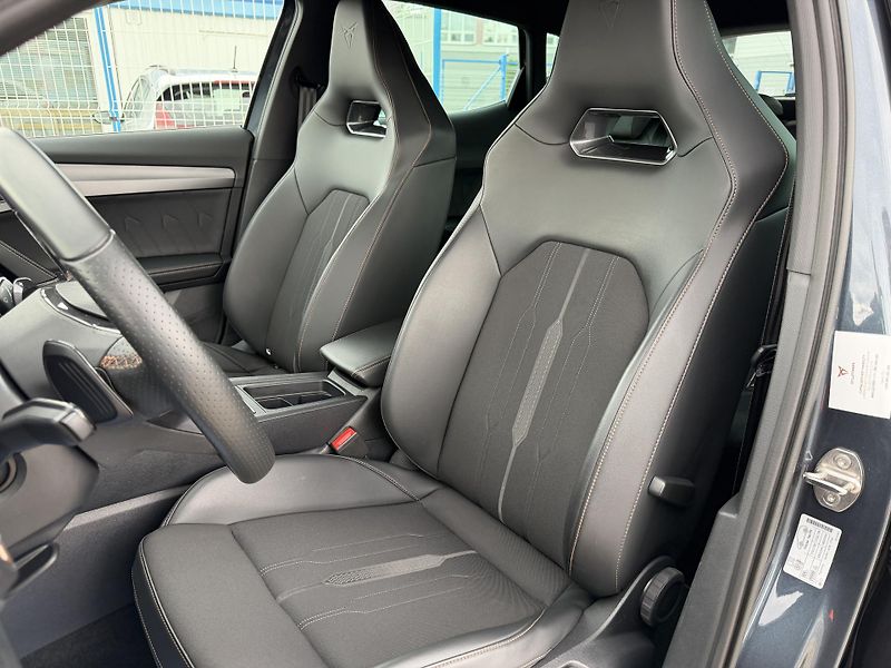 Cupra Formentor VZ 2,0 TSi/180kW - DSG,TZ,.... - fotka 13 z 106