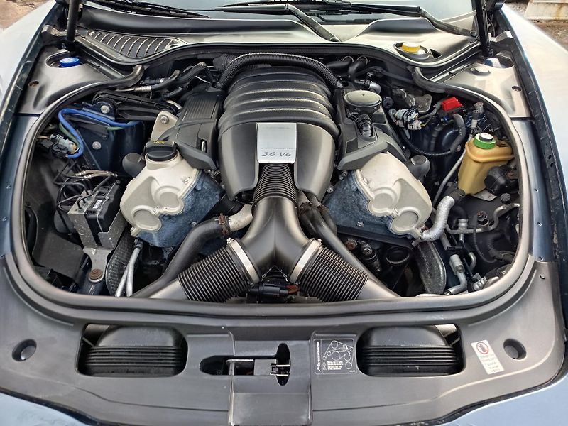 Porsche Panamera (2010) 3.6 220kw 4x4 Top!!! - fotka 56 z 60