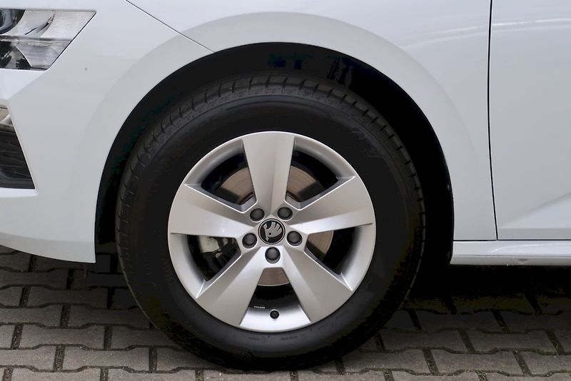 Škoda Kamiq (2025) Selection 1.0 TSI 85 kW - fotka 7 z 29