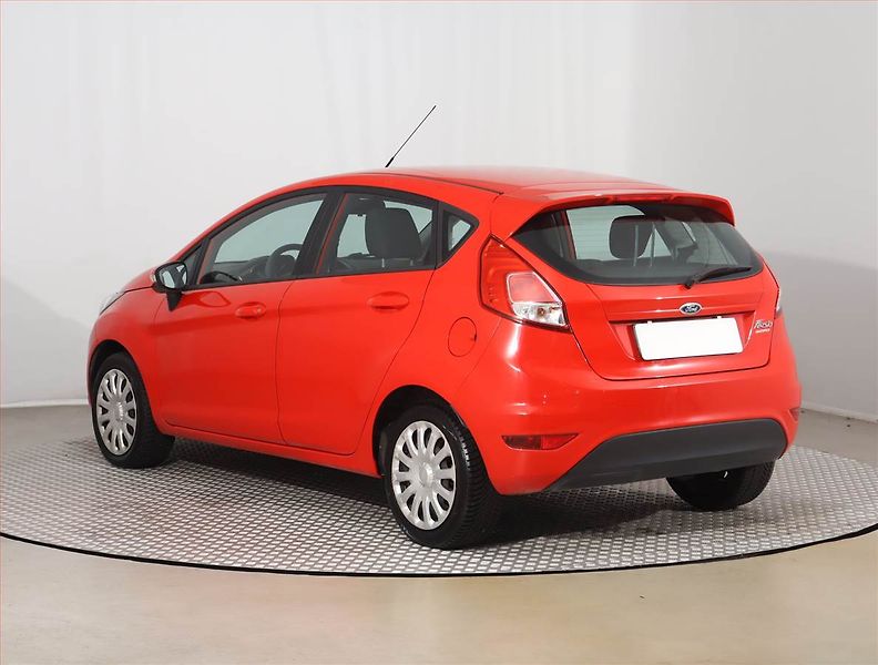 Ford Fiesta (2015) 1.25, Vyhř. sedaček - fotka 4 z 14