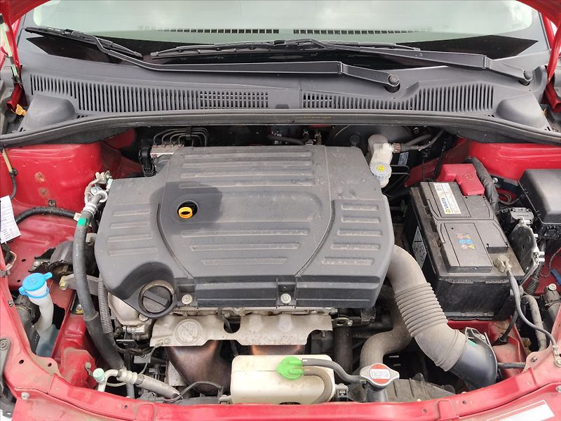 Fiat Sedici 1,6   1.6 16V 88Kw 4X4 - fotka 19 z 21