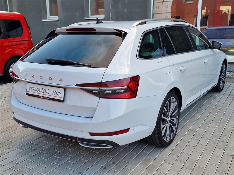 Škoda Superb 2.0TDI 140kW DSG 4x4 L&K ,ČR - fotka 10 z 50