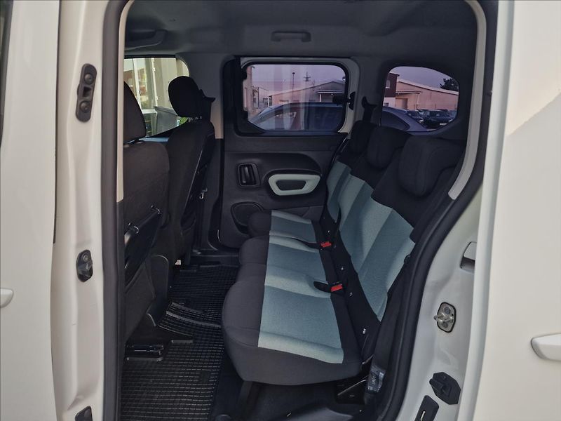 Citroën Berlingo 1.5 BlueHDi 100 Feel, ČR,1Maj - fotka 18 z 47
