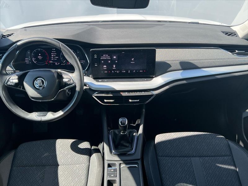 Škoda Octavia 2,0 TDi 110kW STYLE  IV. - fotka 5 z 25