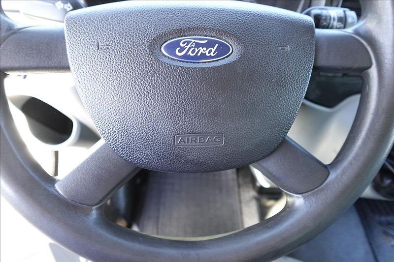 Ford Transit 2,4 TDCi  SKŘÍŇ ČELO - fotka 24 z 28