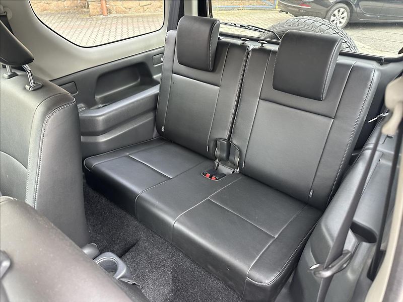Suzuki Jimny 1,3 4x4 KLIMA - fotka 13 z 19