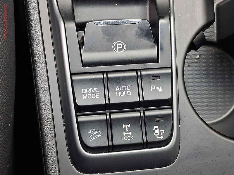 Hyundai Tucson (2016) 1.6 T-GDi 4WD, Premium, AT - fotka 17 z 22
