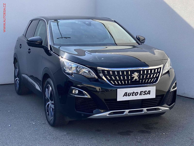 Peugeot 3008 (2020) 1.2 PT, Allure, navi, kamera - fotografie inzerátu