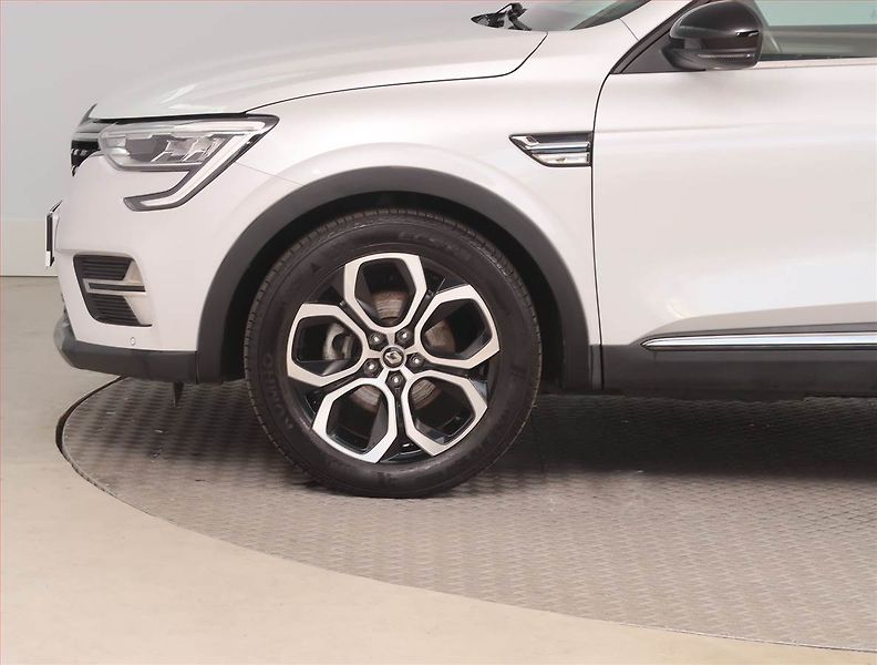 Renault Arkana (2021) Intens E-Tech, Automat - fotka 15 z 16