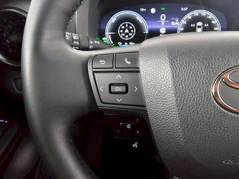 Toyota C-HR (2025) 2.0 164kW PHEV CVT Comfort PLU - fotka 21 z 29