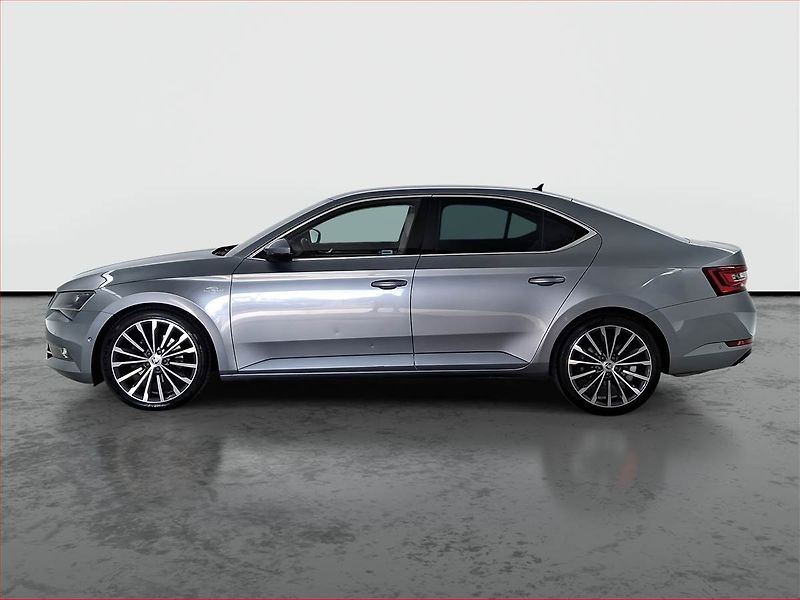 Škoda Superb (2017) 2.0 TSI, Automat, Kůže, Navi - fotka 3 z 26
