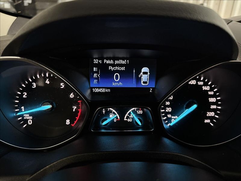 Ford Kuga 1.5EB 110kW TITANIUM 2XALU - fotka 17 z 36